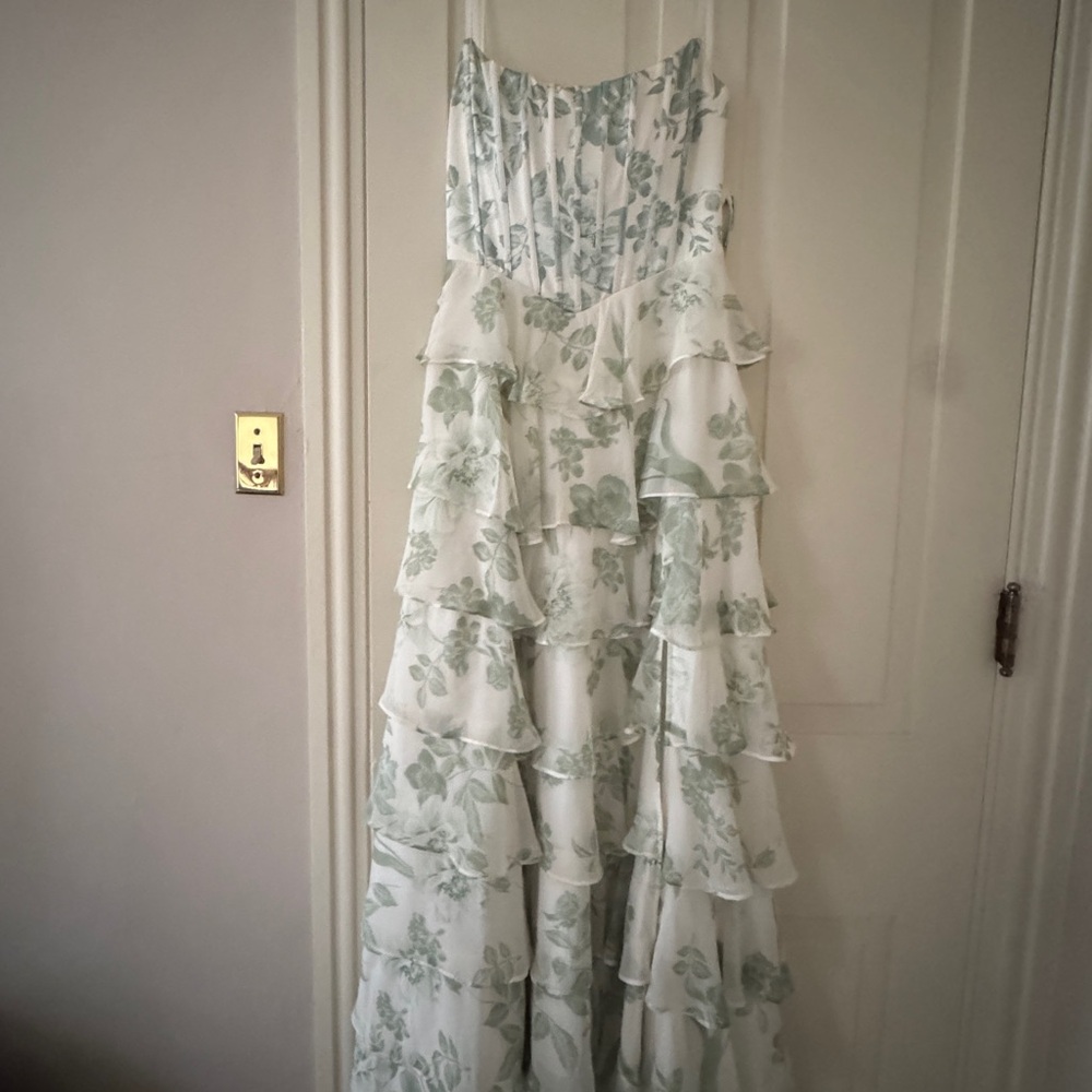 Windsor White Floral Ruffled Prom Dress